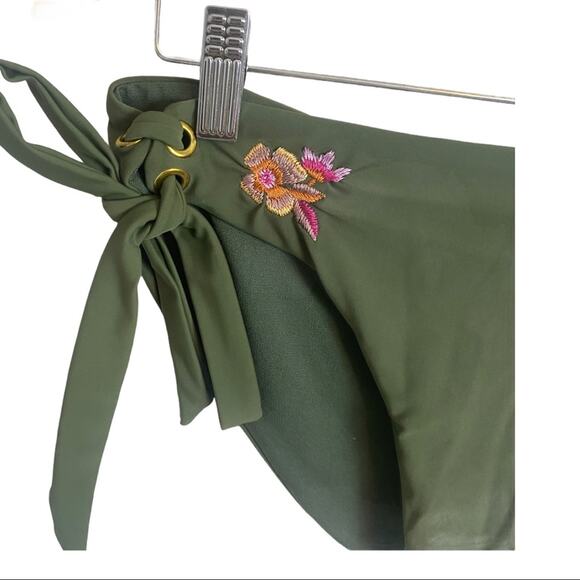 Bikini Bottom Womens L 12-14 Green Floral Embroidered Ruched Boho Side Ties - Picture 3 of 12